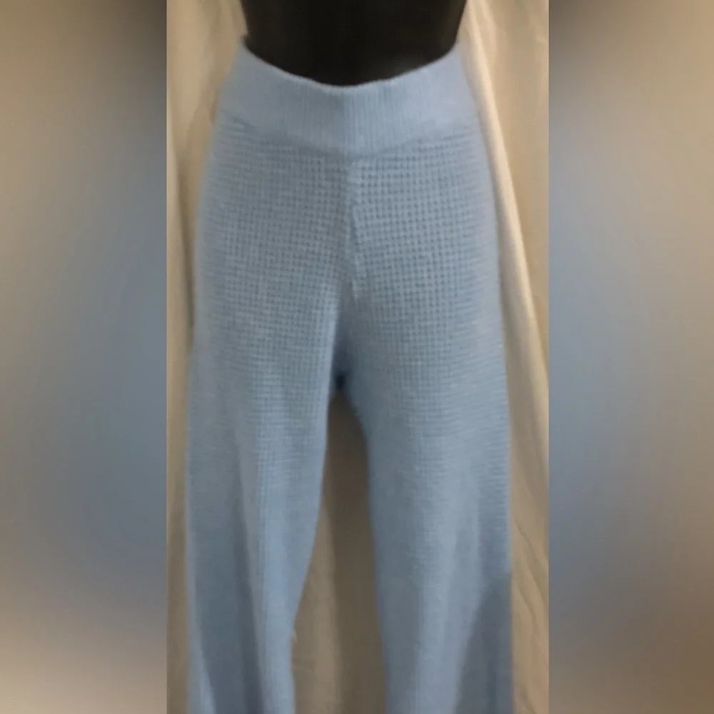 Blue crochet sweater knit style wide leg cozy loungewear pants size medium new‎